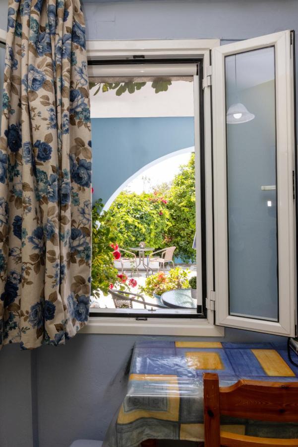 Irini Studios In Tinos Агиос-Иоаннис Экстерьер фото